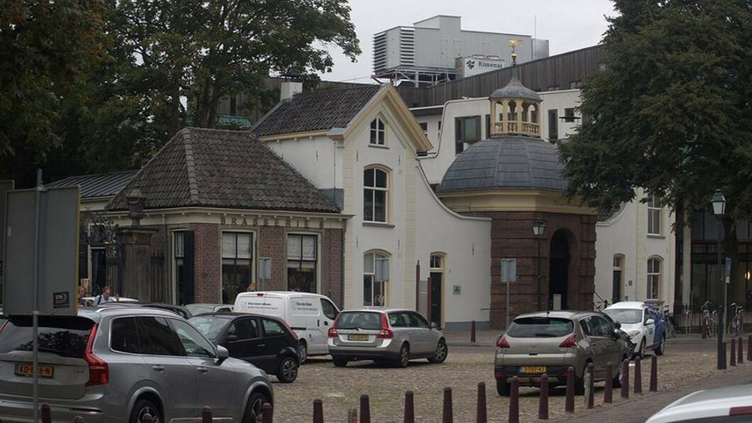 Bouwwerk op stadhuis